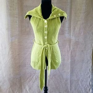 BCBGMAXAZRIA knit vest cardigan buttons front